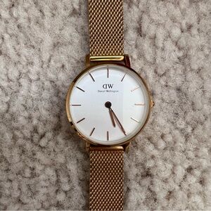 Daniel Wellington Rose Gold Mesh Women's Watch